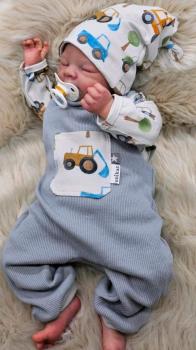 Preview: Handmade Latzhose, Pulli & Mütze gr.56